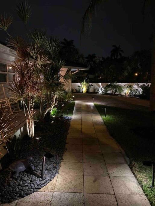 Swaying Palm Beach House Fort Lauderdale Exterior foto